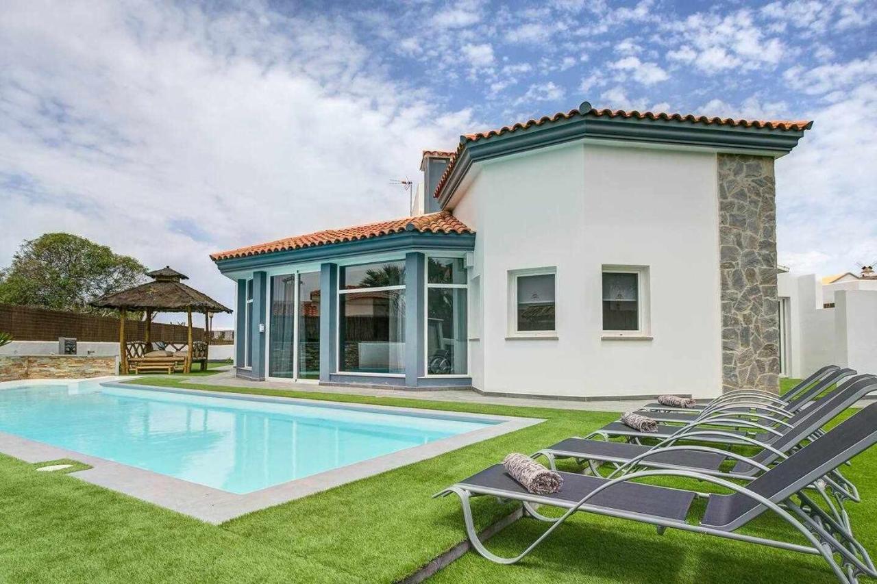 La Oliva Dreams Luxury Villa מראה חיצוני תמונה